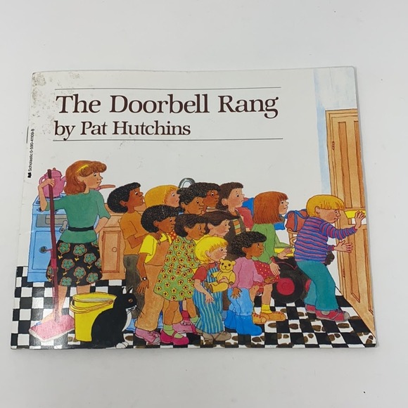 Bundle of 5 Kids Books ( See List of Books in Description) - Picture 3 of 11